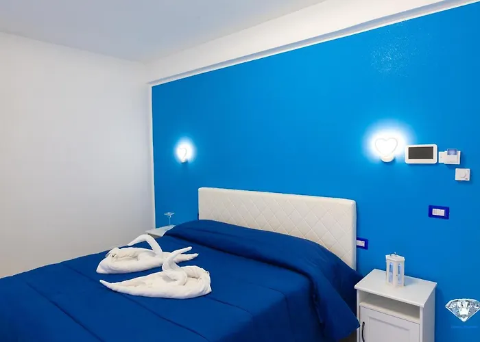 Dimora Diamante Couette-café 3*